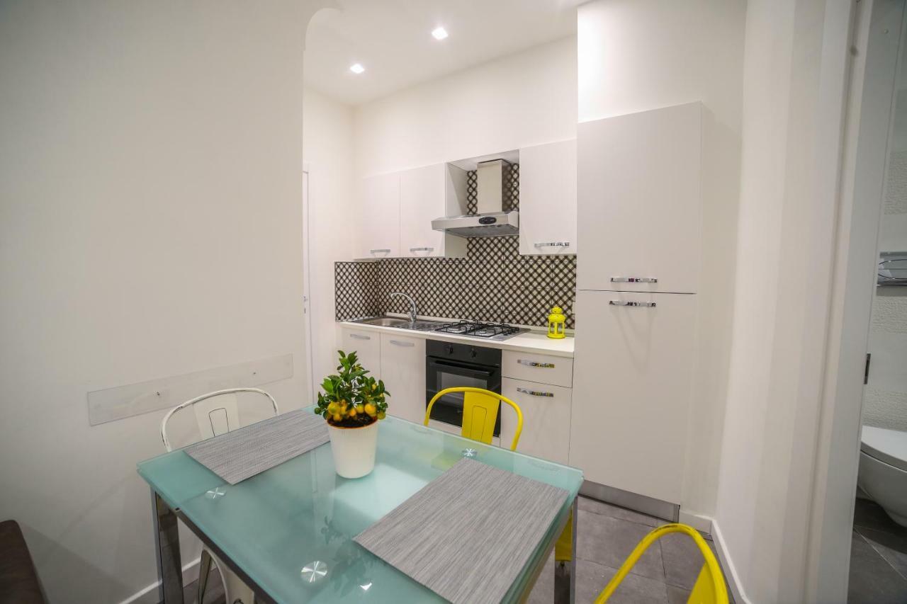Medina Suite 24 Наполи Екстериор снимка